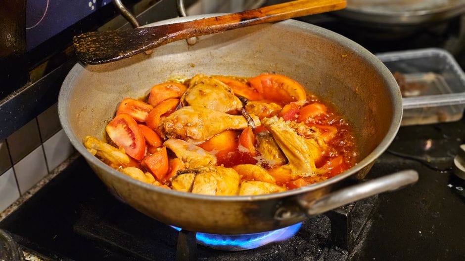 Braised Chicken Thighs: Weeknight Comfort