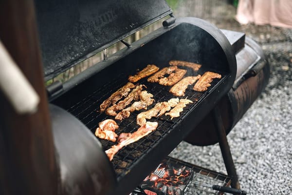 Taming Your Charcoal Smoker in the Summer Heat